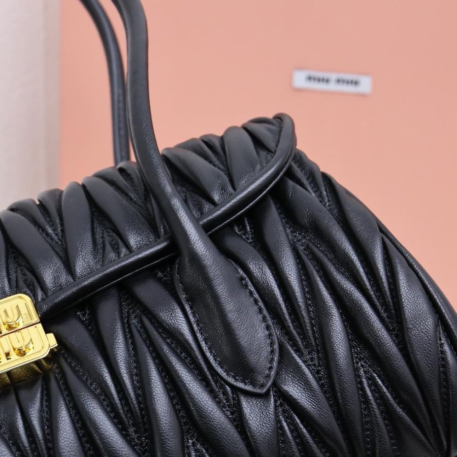 Miu Miu size 24cm