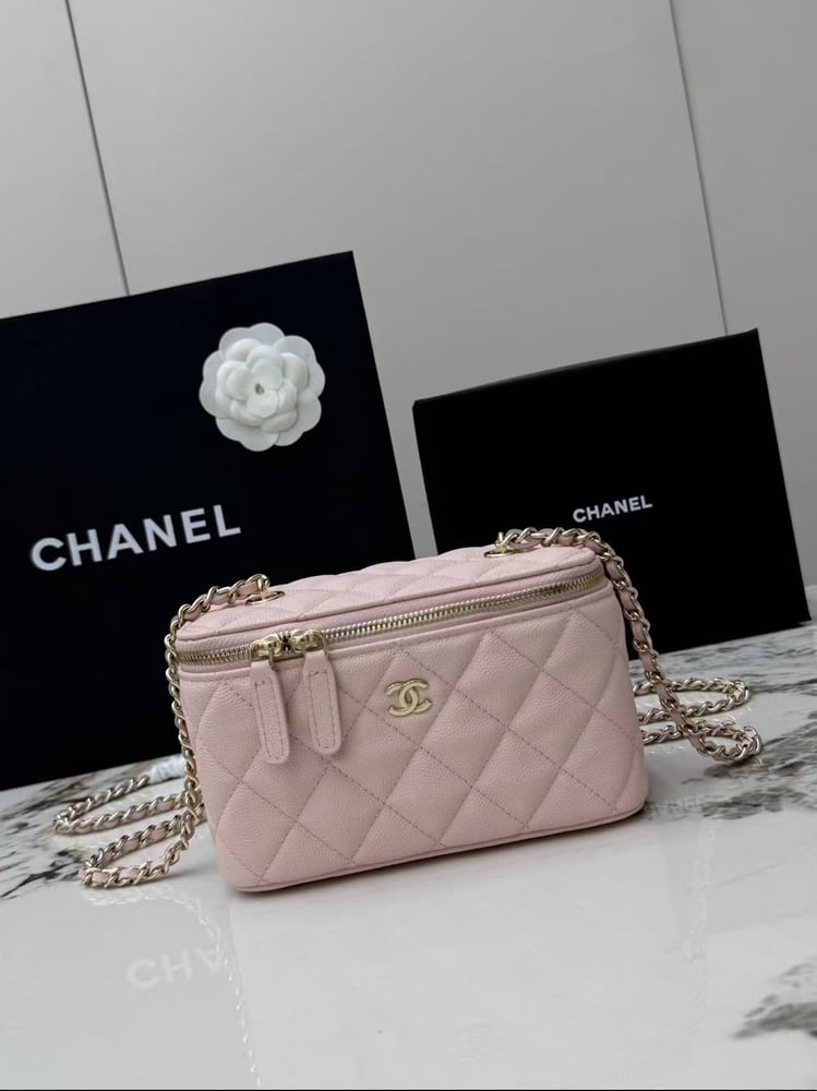 CHANEL 24K size 17cm