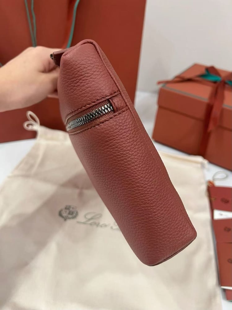 LORO PIANA size 29cm