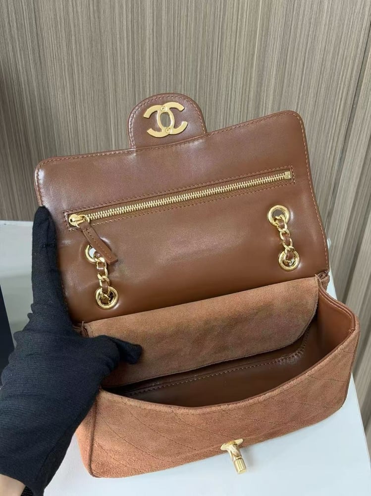CHANEL 26B MINI size 20cm