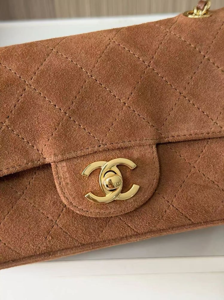 CHANEL 26B MINI size 20cm