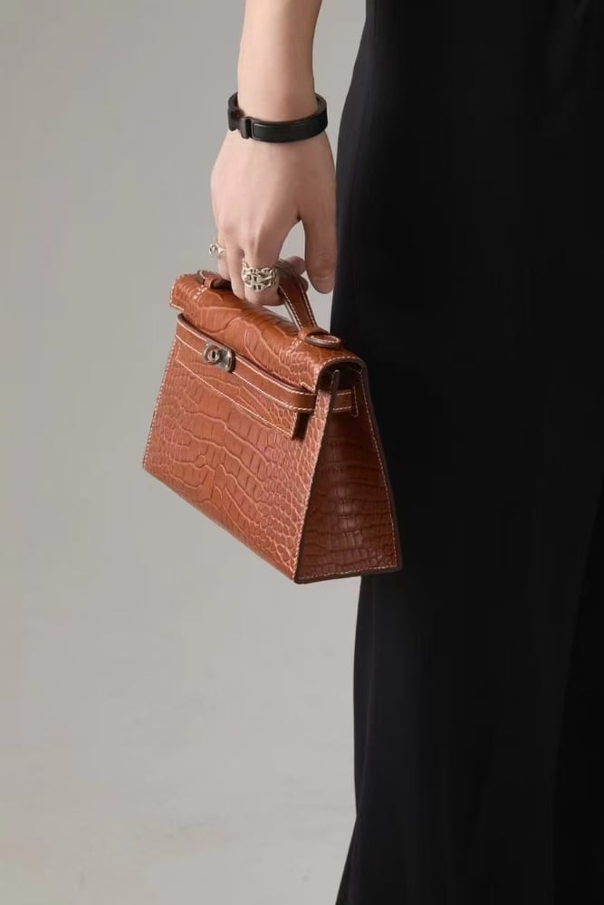 HERMES CROCODILE MINI KELLY size 19cm