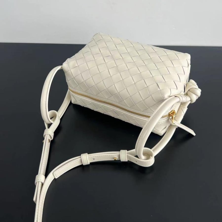 Bottega Top Handle Loop