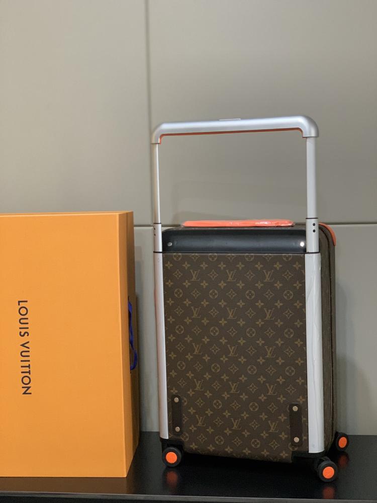 Louis Vuitton Horizon 55 Four Wheel Trolley Box