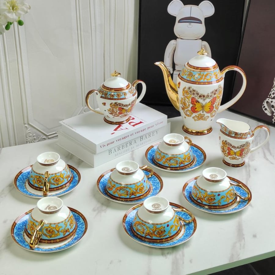 طقم قهوة وشاي فاخر 15 قطعة Versace Butterfly Garden