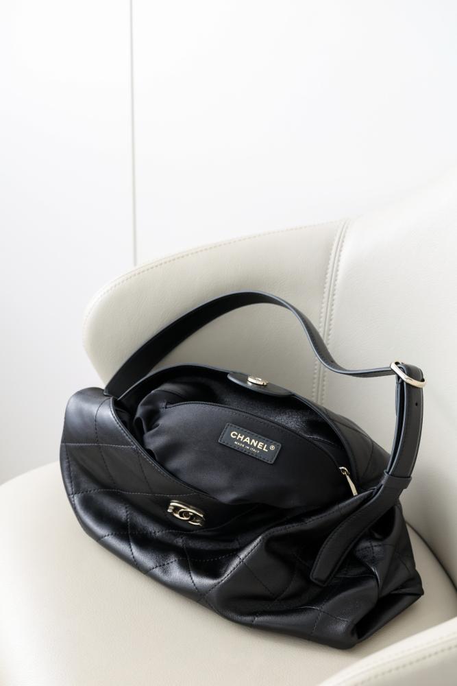 CHANEL MAXI HOBO Bag