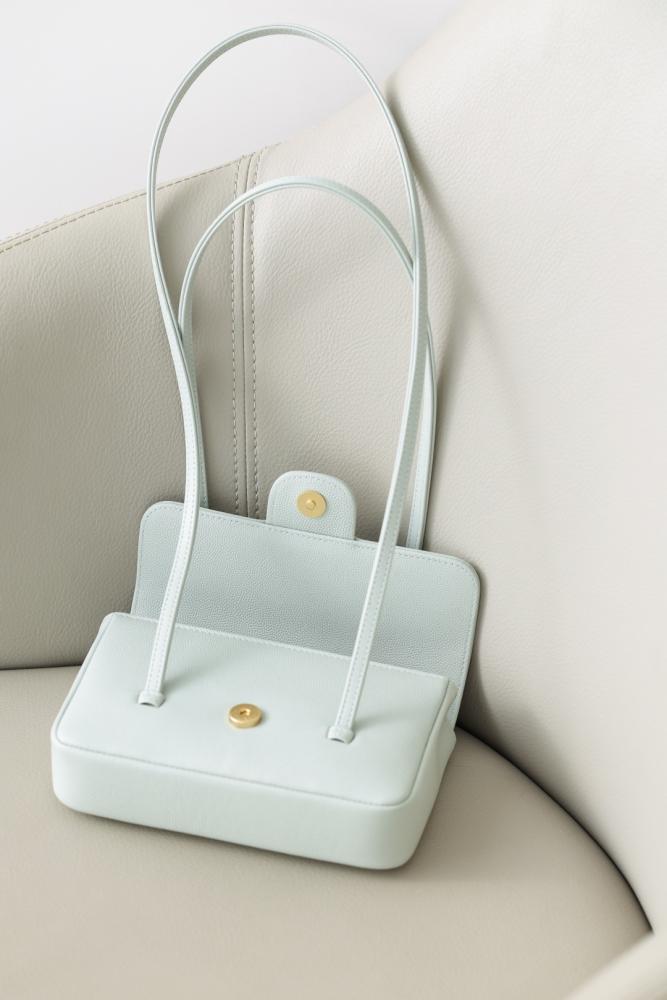 CHANEL Small Flap Bag