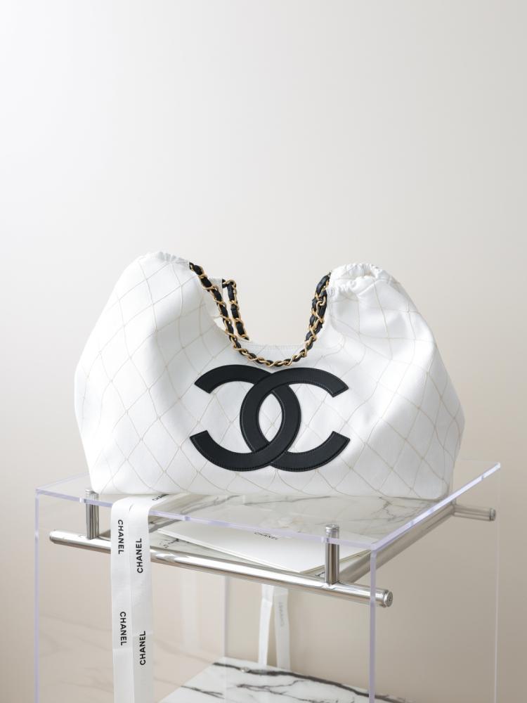 CHANEL Shopping Bag