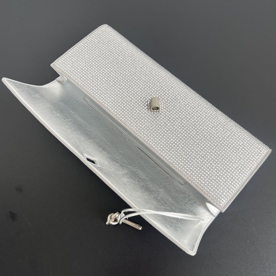 Andiamo Clutch