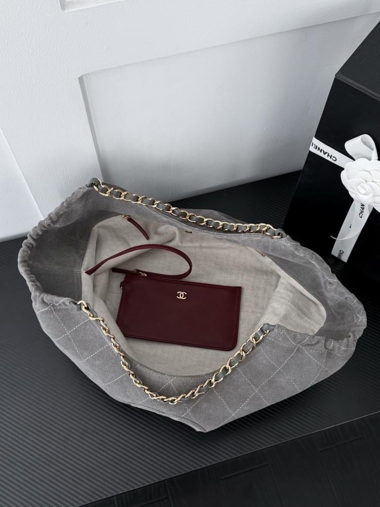 CHANEL Shopping Bag