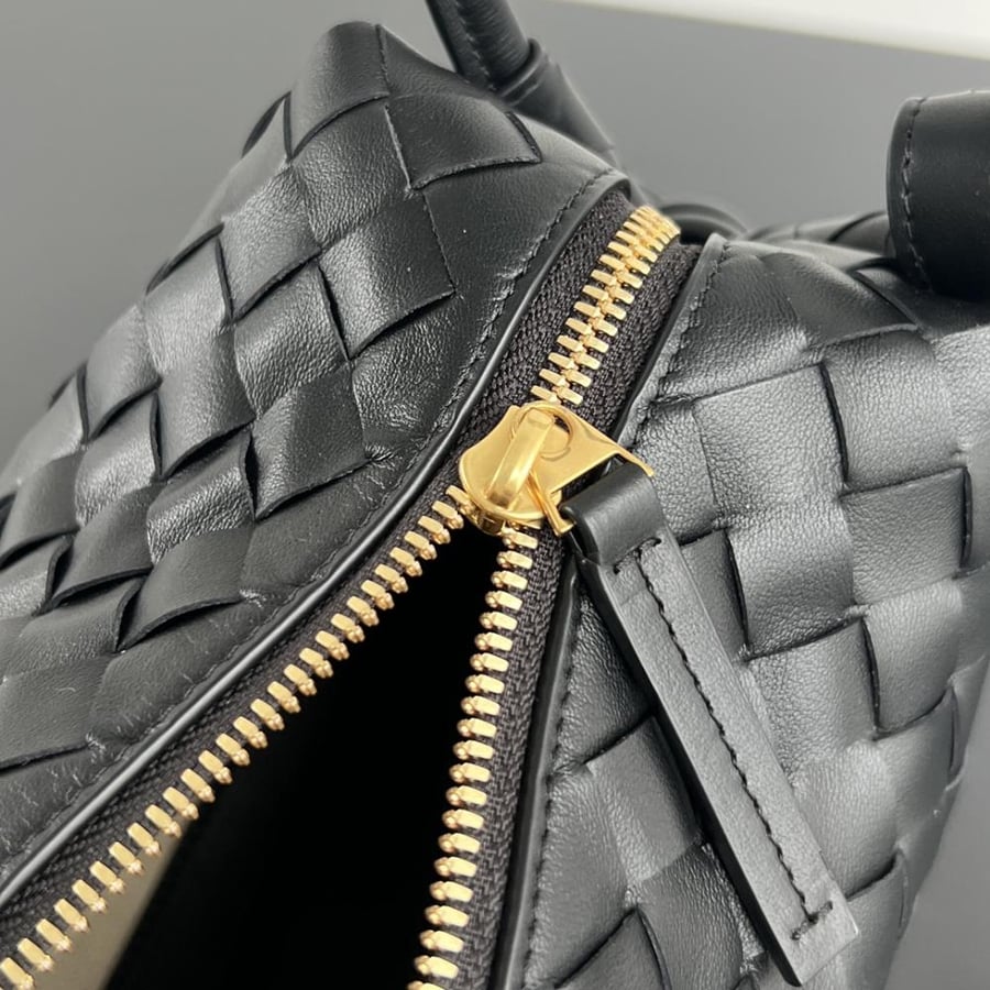 Bottega Top Handle Loop