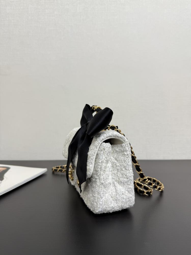 CHANEL Flap Bag