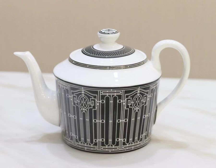Hermes H Deco tea set