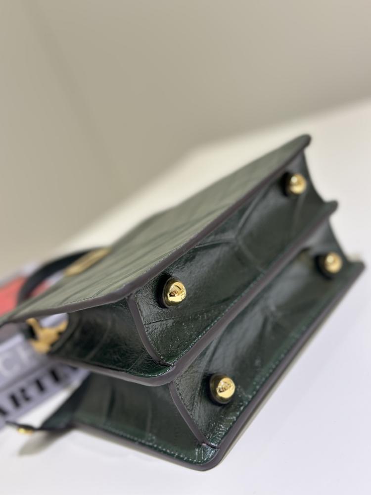 FENDI Peekaboo ISeeU Petite