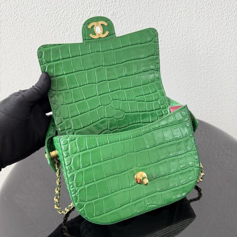 CHANEL Mini Flap Bag