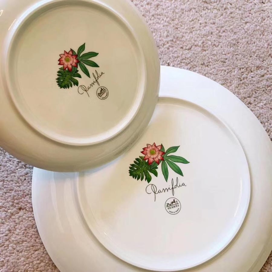 طقم سفرة فاخر 53 قطعة HERMES Passifolia
