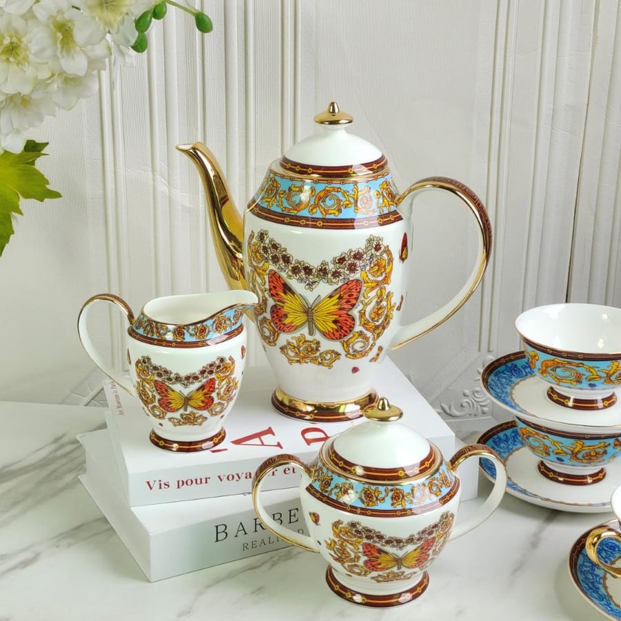 طقم قهوة وشاي فاخر 15 قطعة Versace Butterfly Garden