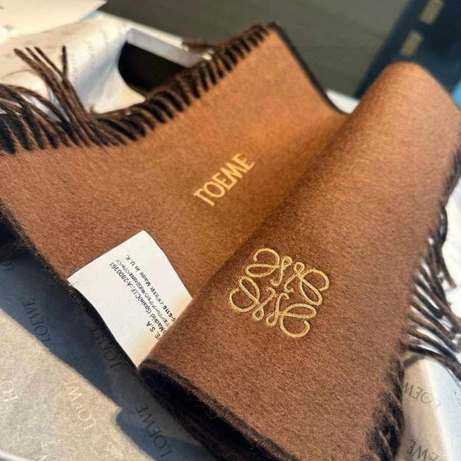 سكارف LOEWE