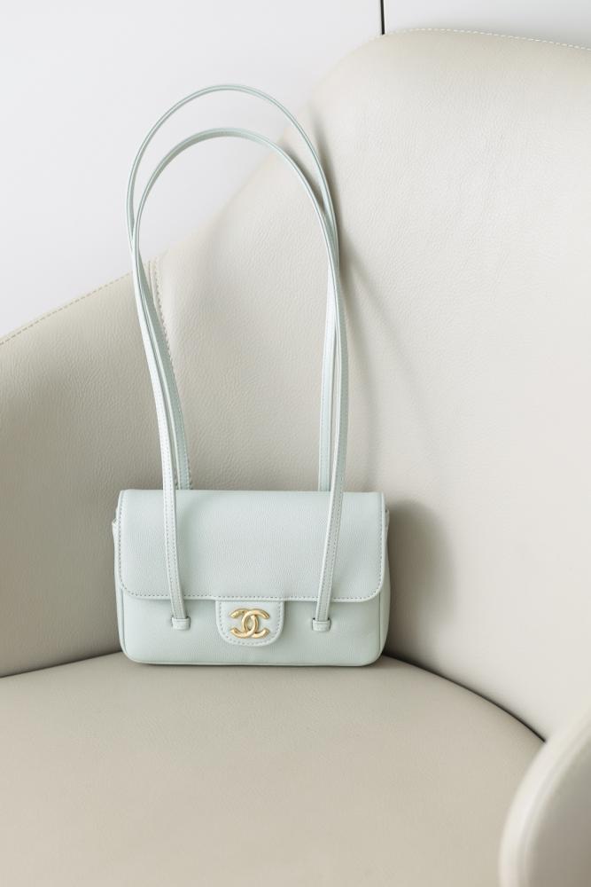 CHANEL Small Flap Bag
