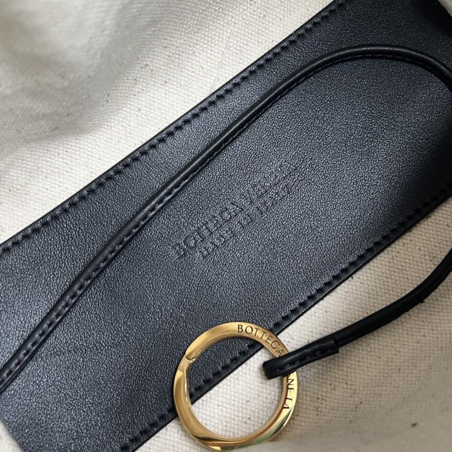 Bottega Top Handle Loop