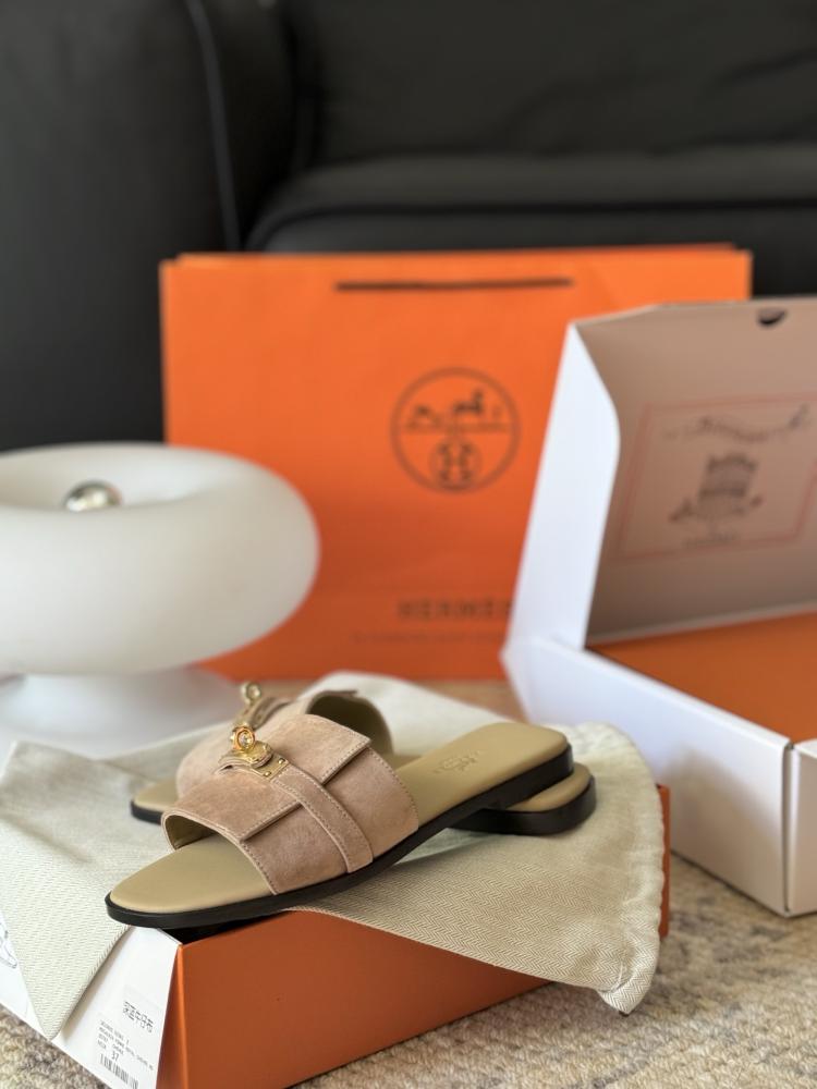 HERMES Giulia Sandal