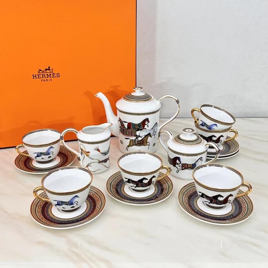 طقم قهوة وشاي فاخر 15 قطعة HERMES Cheval d'Orient