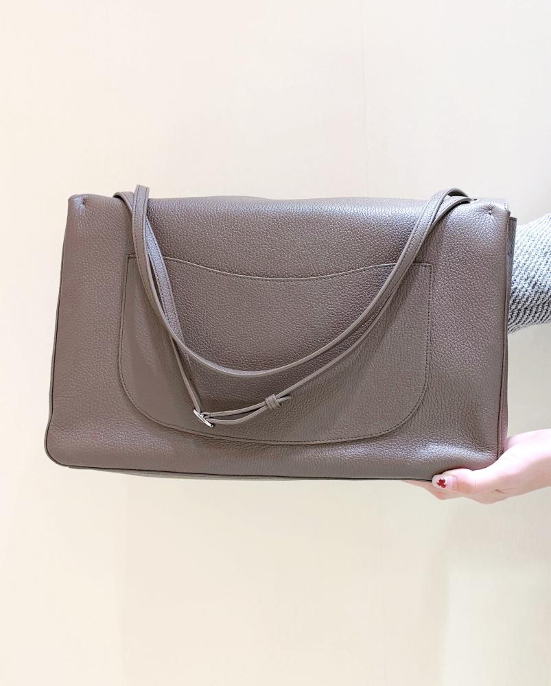Chanel Maxi Flapbag 38CM