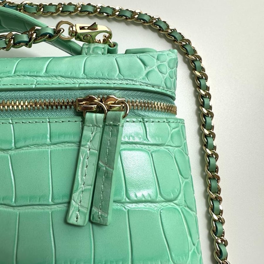 CHANEL Vanity with Chain