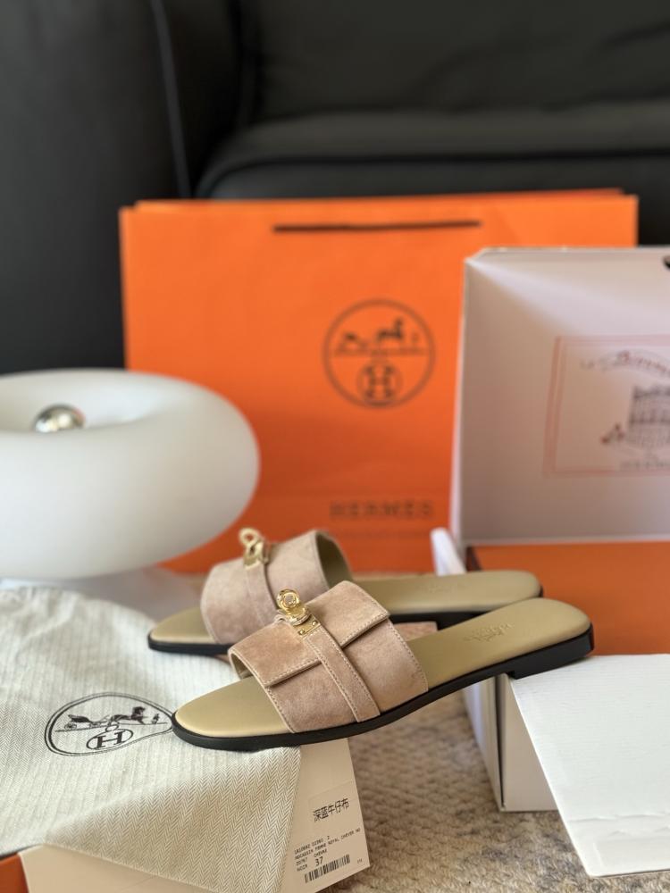 HERMES Giulia Sandal