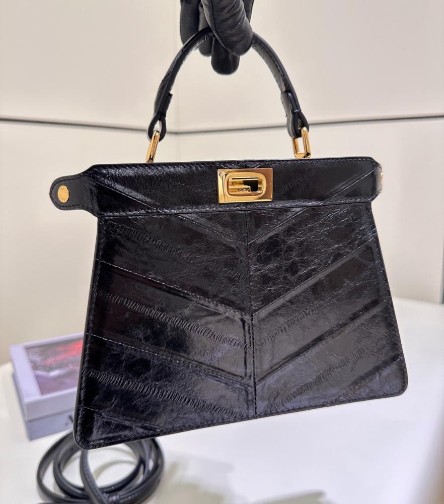 FENDI Peekaboo ISeeU Petite