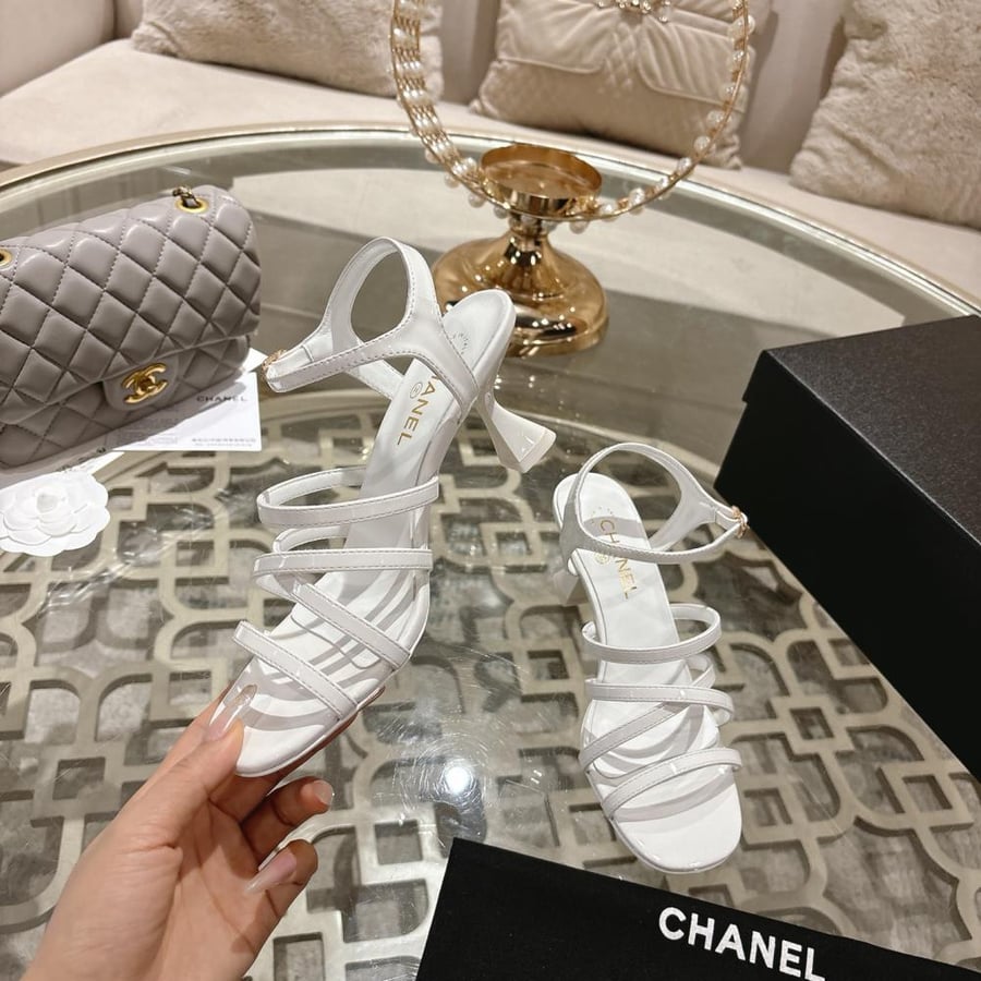 Chanel shoe