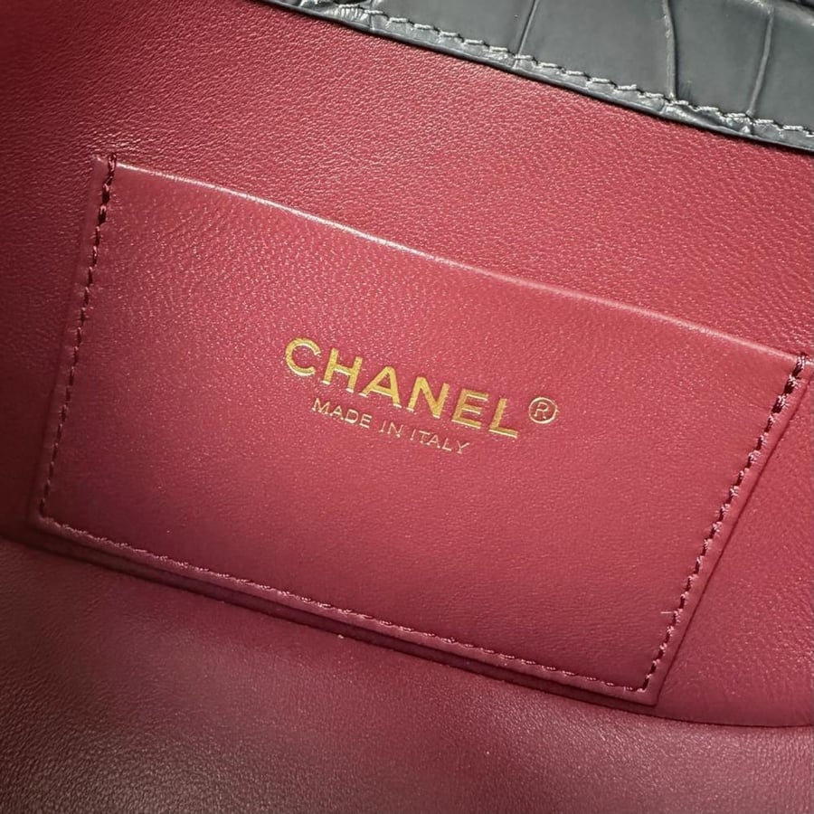 CHANEL Mini Flap Bag