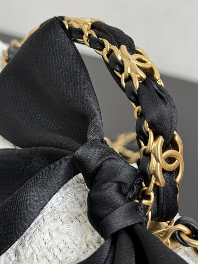 CHANEL Flap Bag