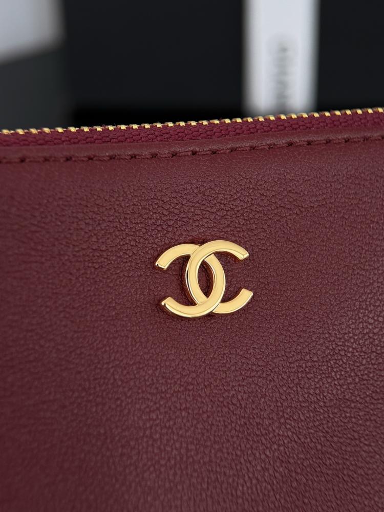 CHANEL Shopping Bag