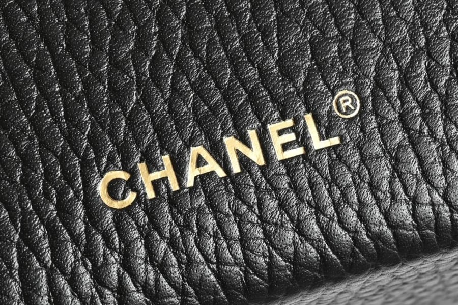 CHANEL Small Vanity with chain