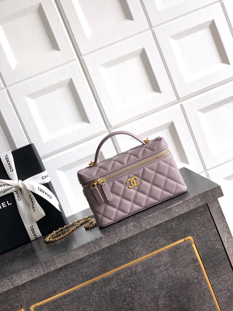 CHANEL Vanity with Chain