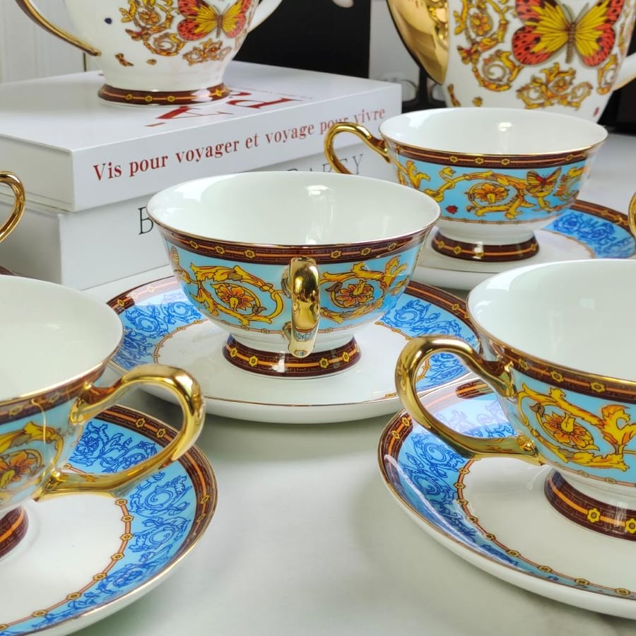 طقم قهوة وشاي فاخر 15 قطعة Versace Butterfly Garden