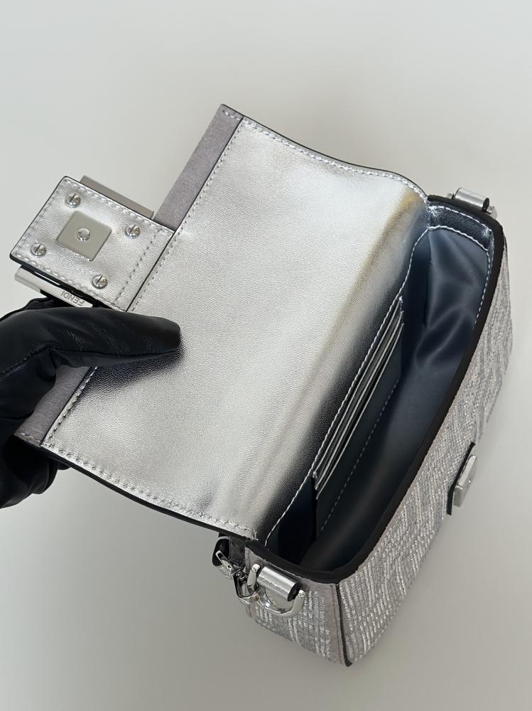 FENDI Small Baguette Bag