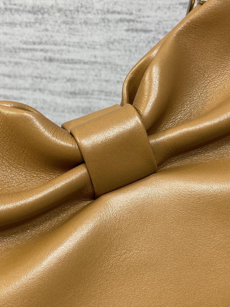 شنطة DIOR