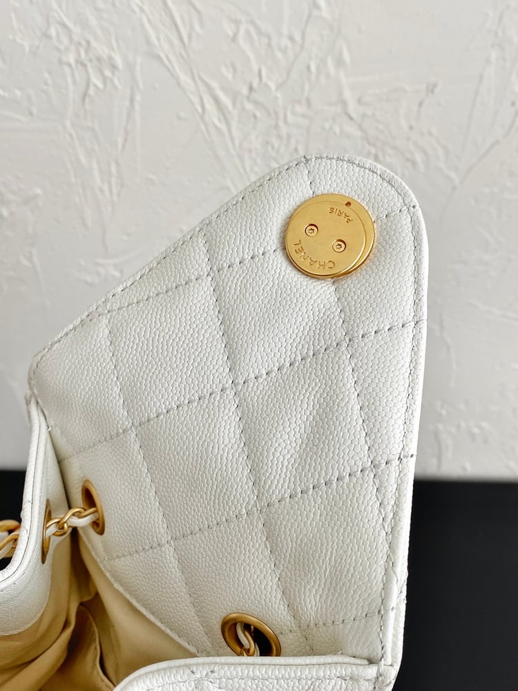 CHANEL 25 Small Handbag
