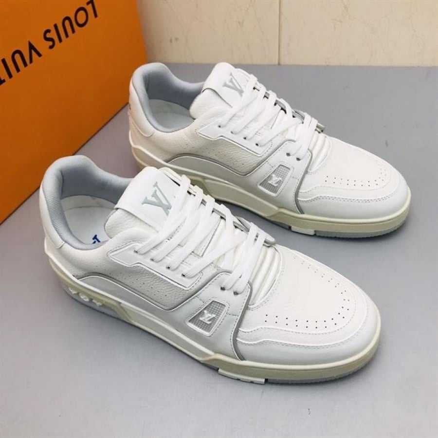 Louis Vuitton Trainer Sneaker – LVS124