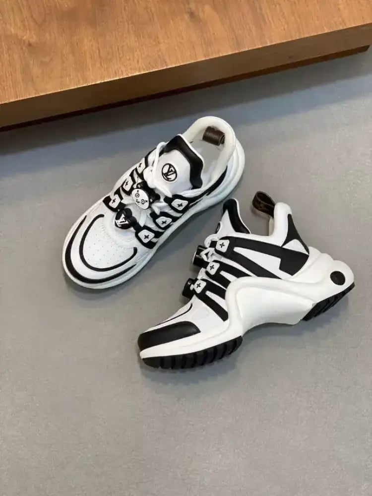 Louis Vuitton Archlight Sneaker – LVS211 (Woman)