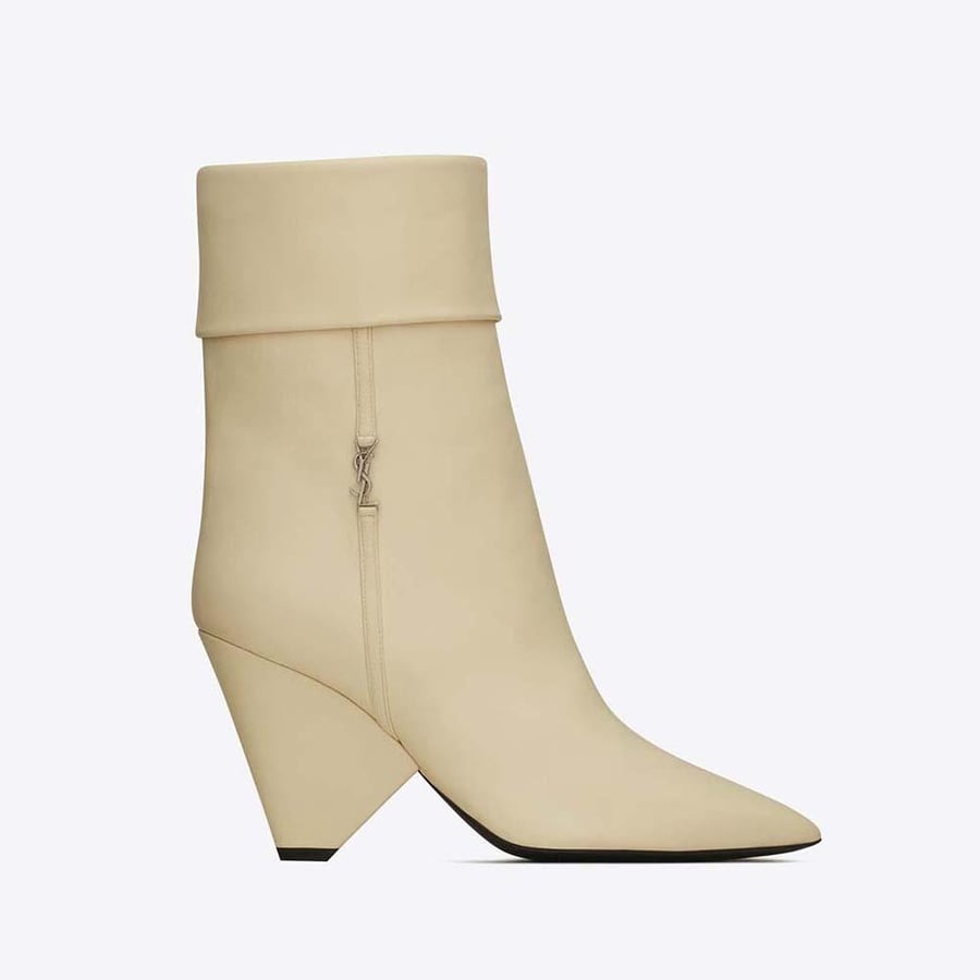 Saint Laurent Niki Booties in Smooth Leather and Silver-Tone Monogram – White (Woman)