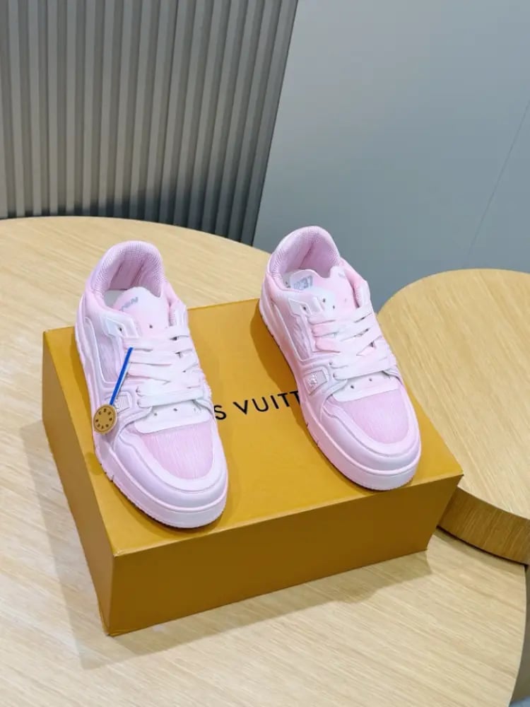 Louis Vuitton Trainer Sneaker – LVS320