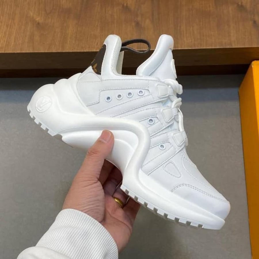 Louis Vuitton Archlight Sneaker – LVS213 (Woman)