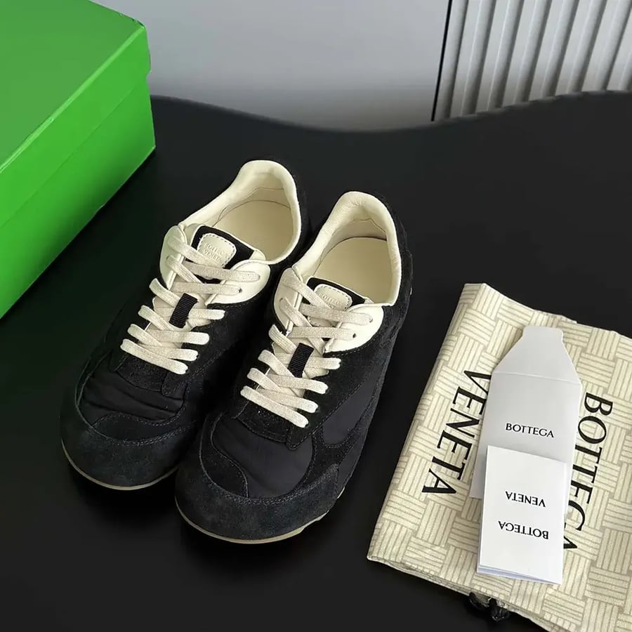 Bottega Veneta Orbit Flash Sneaker – Black 838384V3M (Unisex)