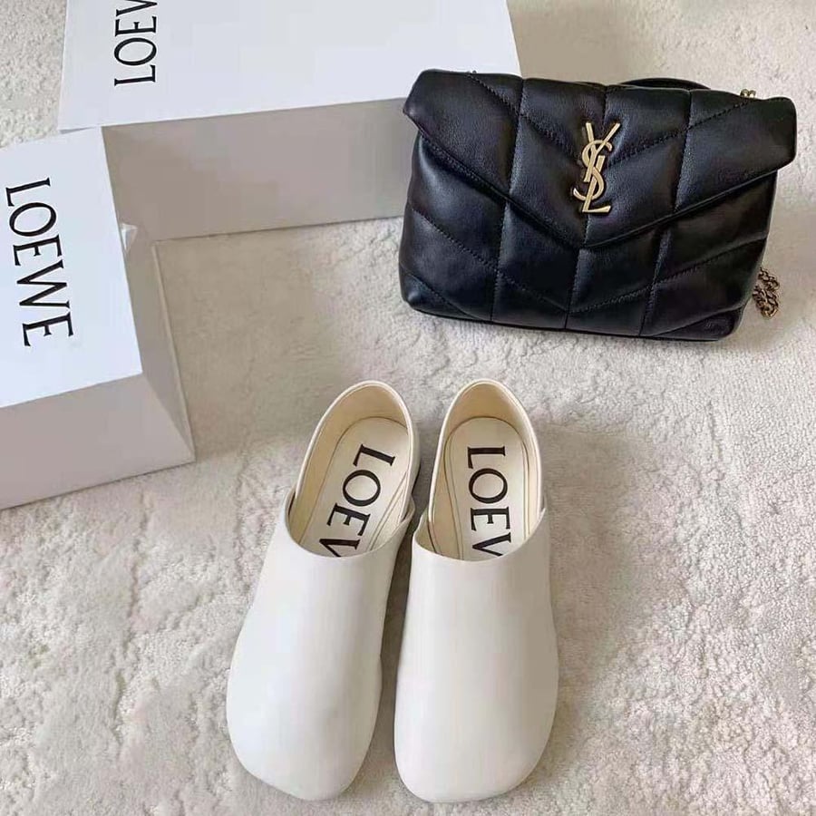 Loewe Toy Slipper in Goatskin – White (Woman)