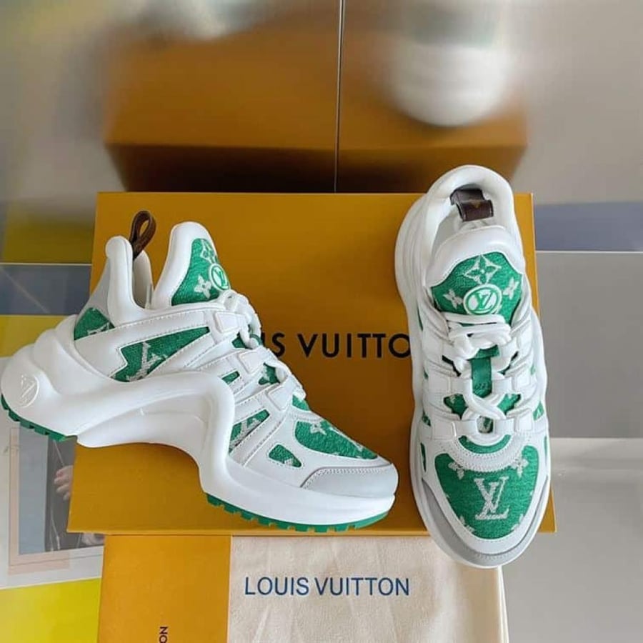 Louis Vuitton Archlight Trainers – LVS096 (Woman)