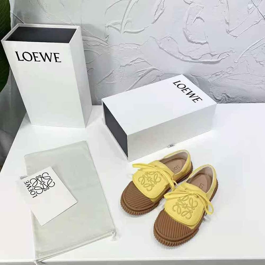 Loewe Anagram Flap Sneaker in Canvas – Yellow (Woman)