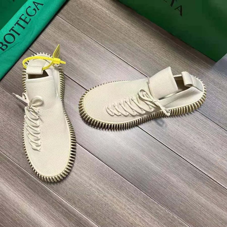 Bottega Veneta Ripple Tech Knit Lace-up Sneakers – Beige (Unisex)